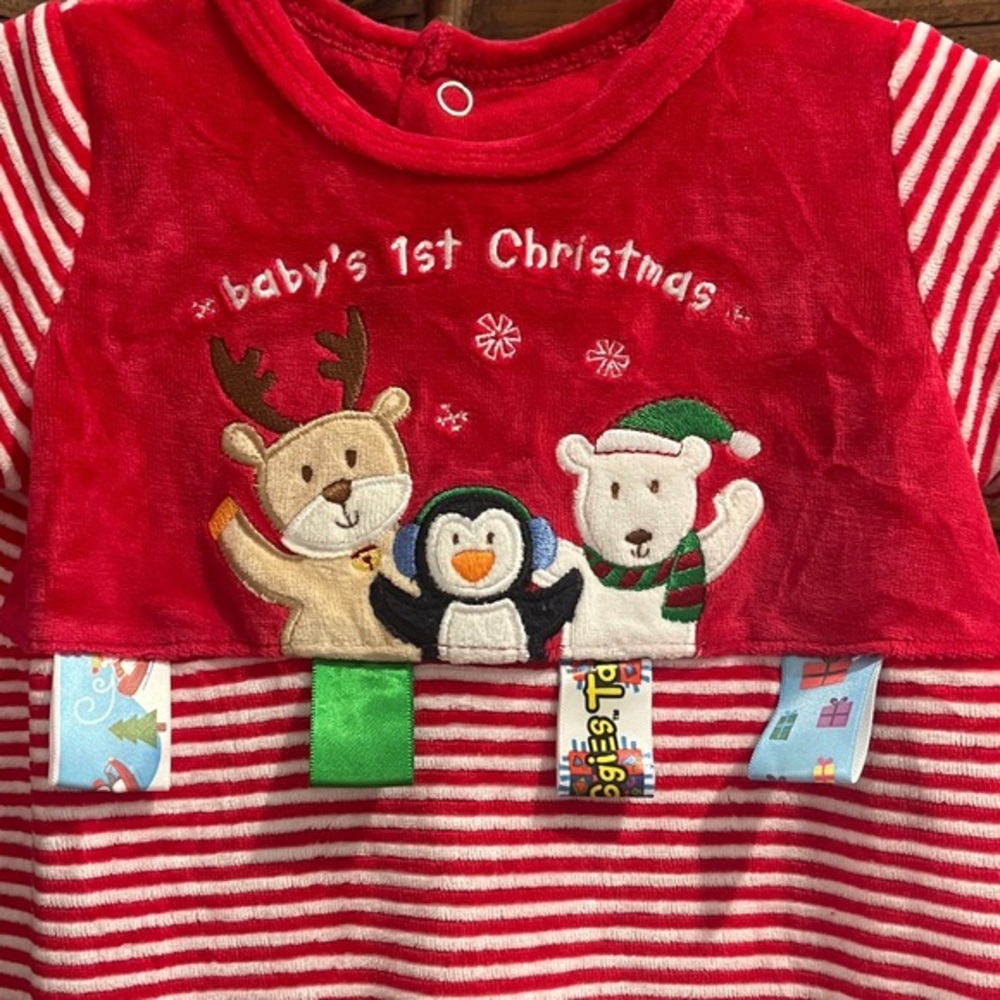 Taggies Red and White Striped Christmas Footie, Size 3-6 months